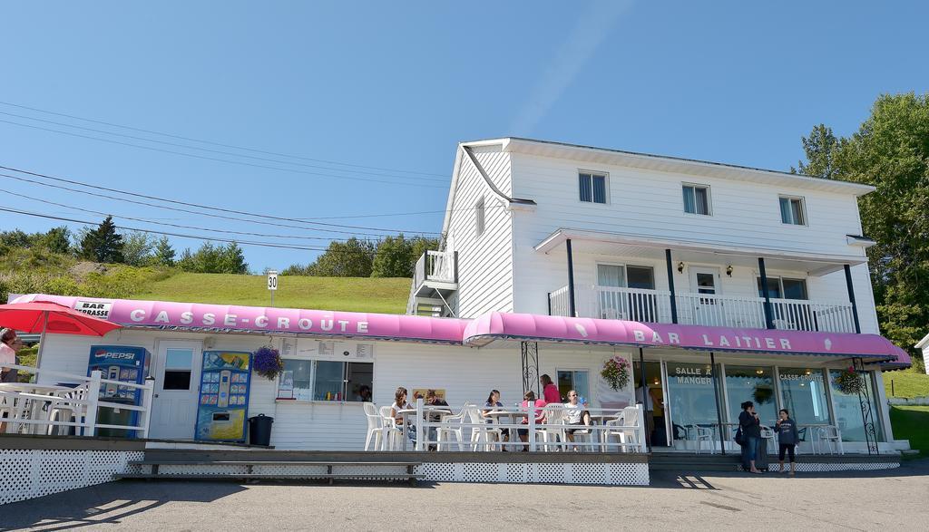Auberge Sur Mer Charlevoix Saint-Siméon Exterior foto
